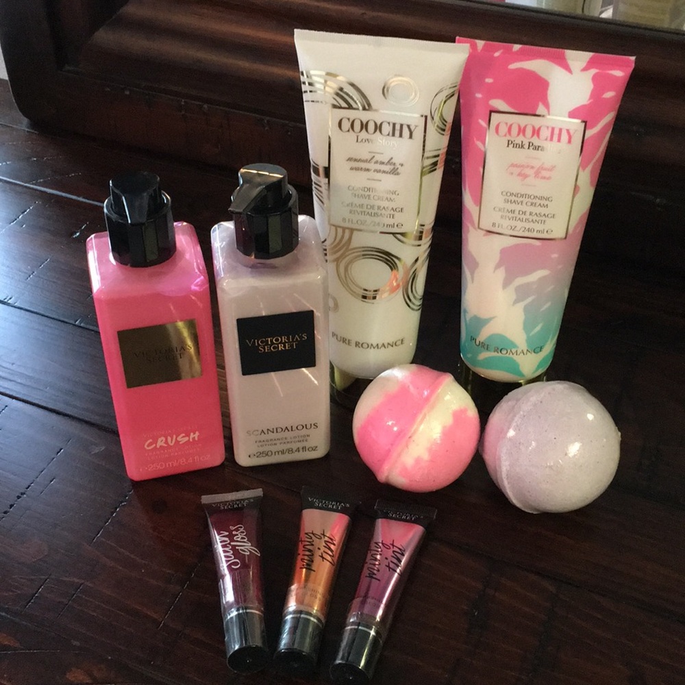 Assorted beauty products